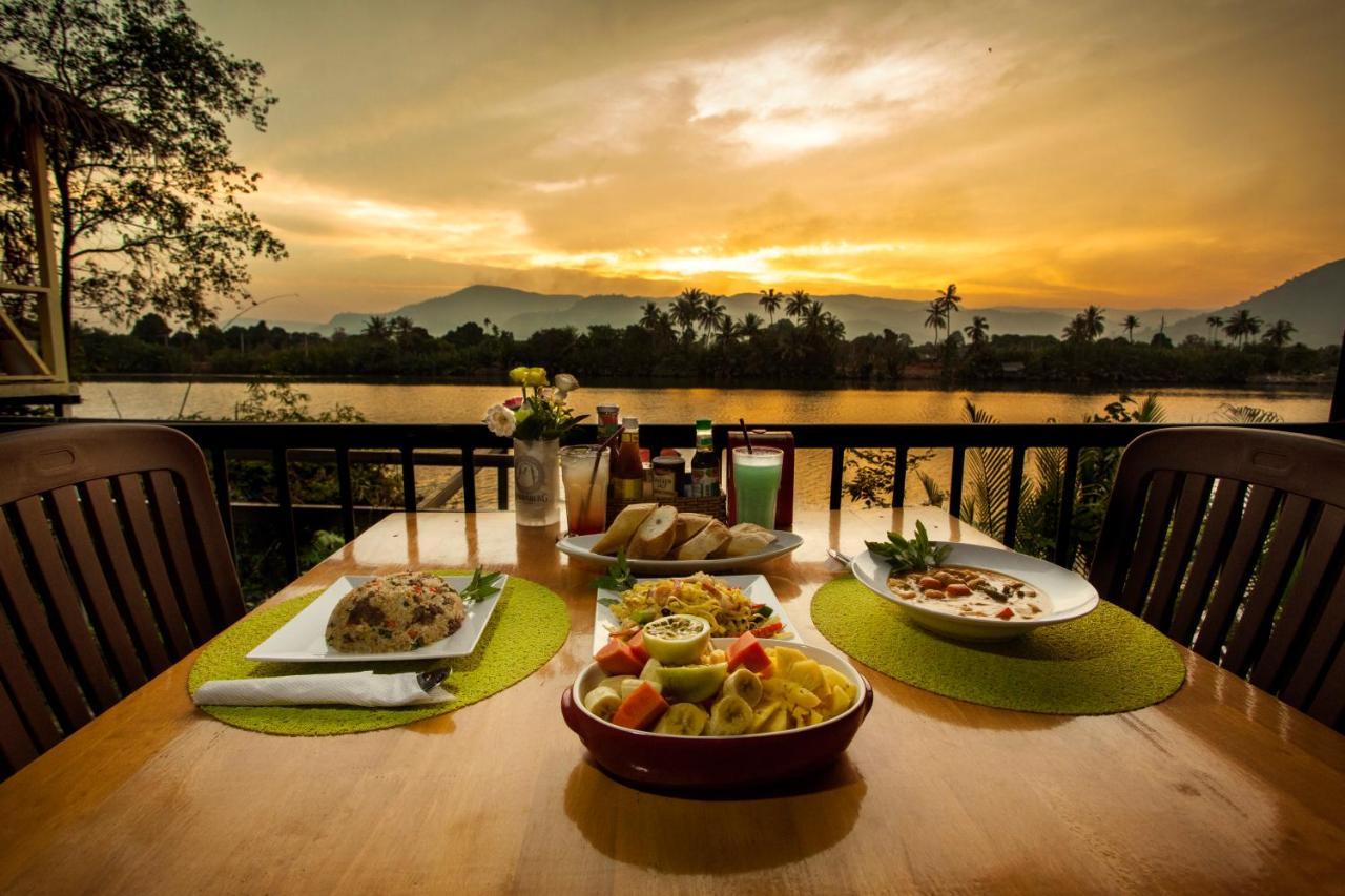 Green Mango Bungalows 캄폿 외부 사진