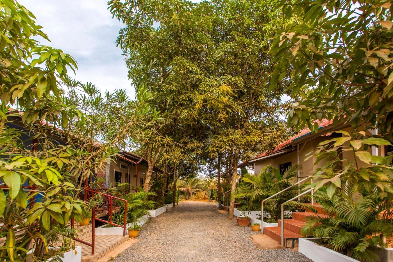 Green Mango Bungalows 캄폿 외부 사진