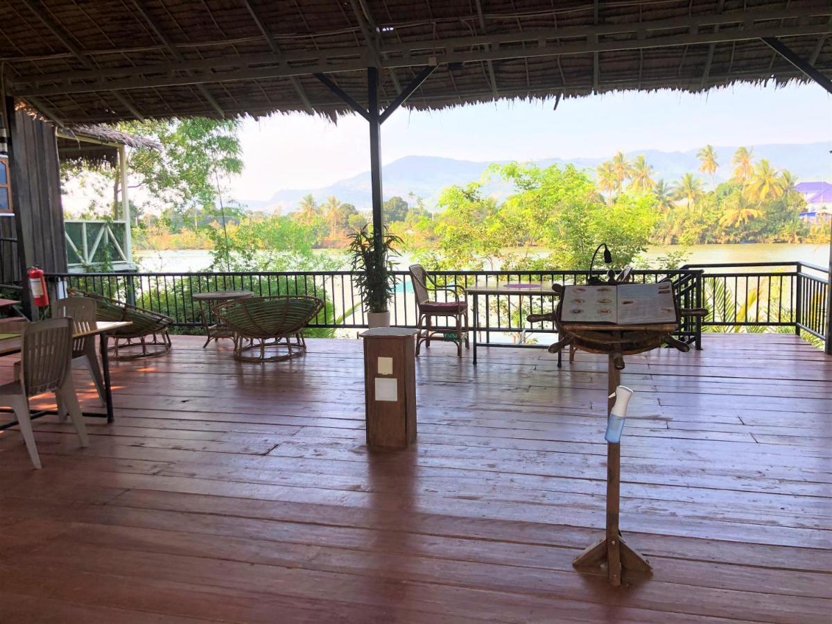 Green Mango Bungalows 캄폿 외부 사진